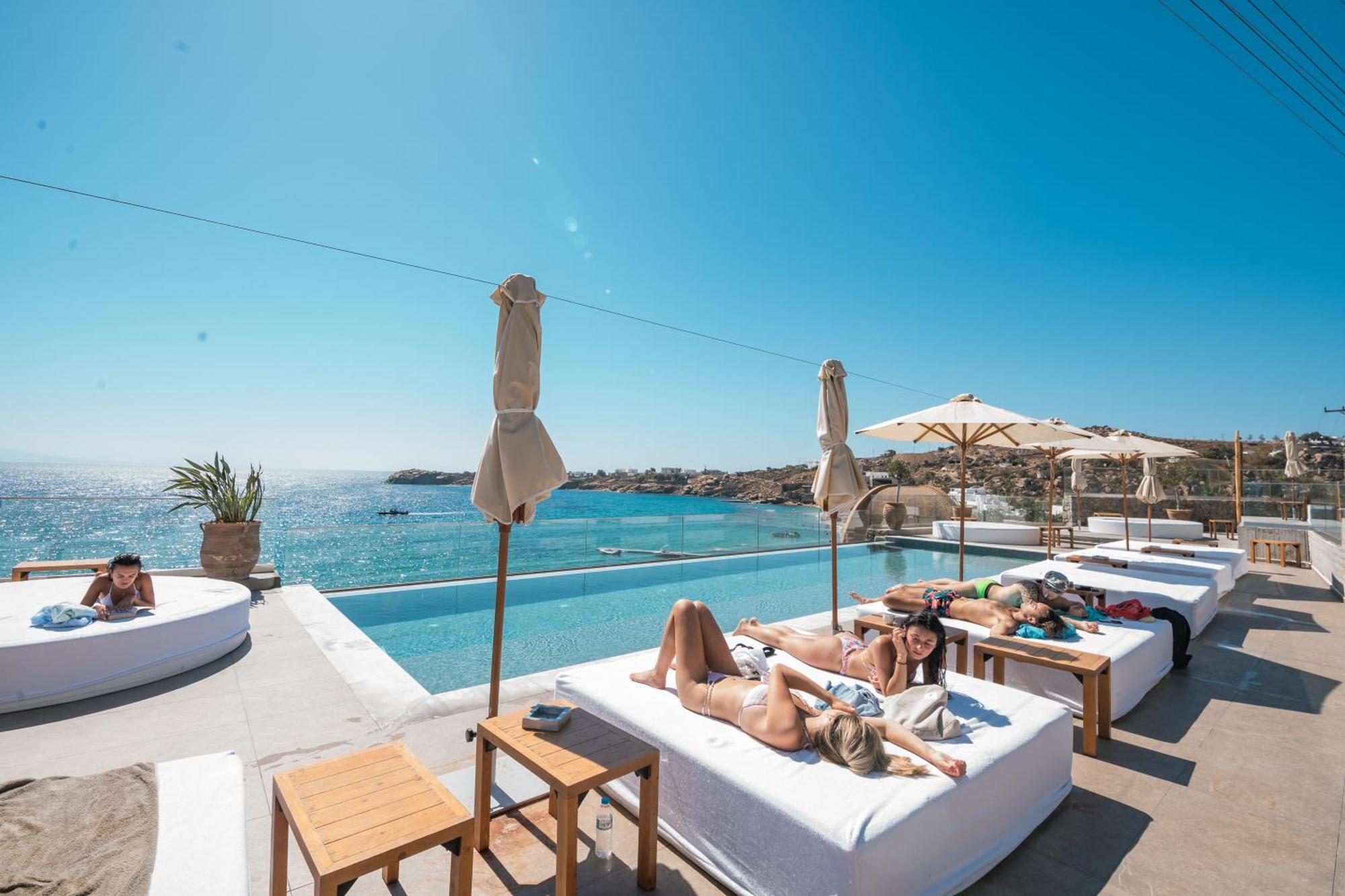 New Paradise Beach Resort - Adults Only Экстерьер фото