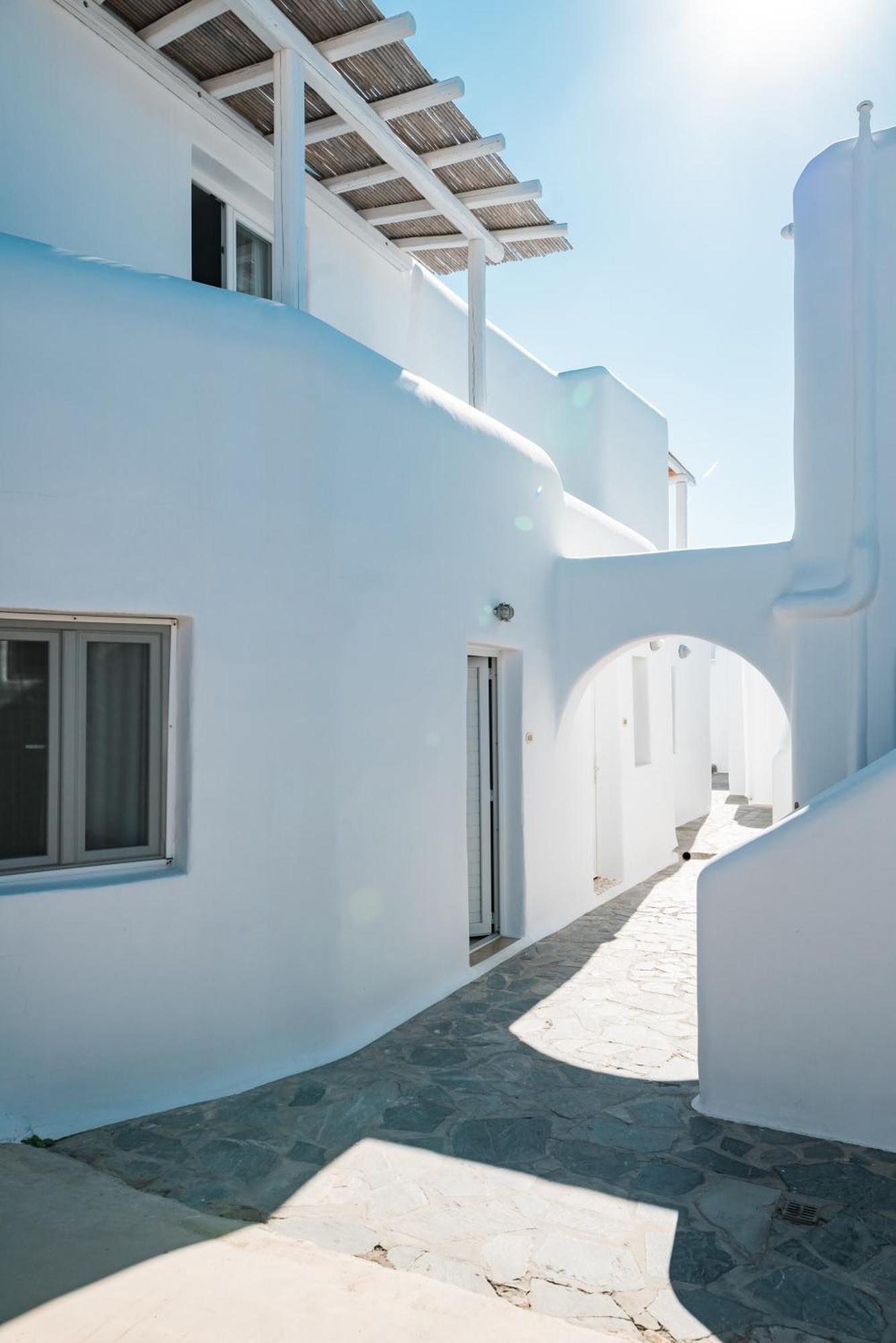 New Paradise Beach Resort - Adults Only Экстерьер фото